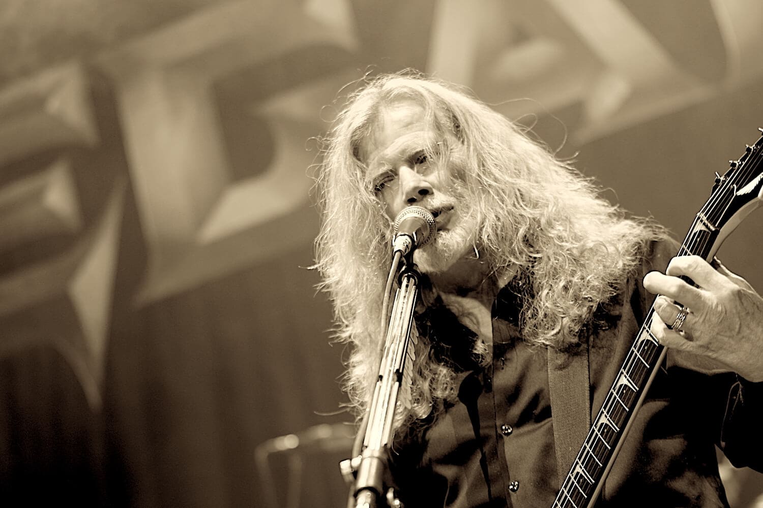 Millainen Megadethin Dave Mustaine on biisintekijänä? - "Hän ei ole mikään koulutettu, superhypertaidokas ja uskomaton muusikko..."