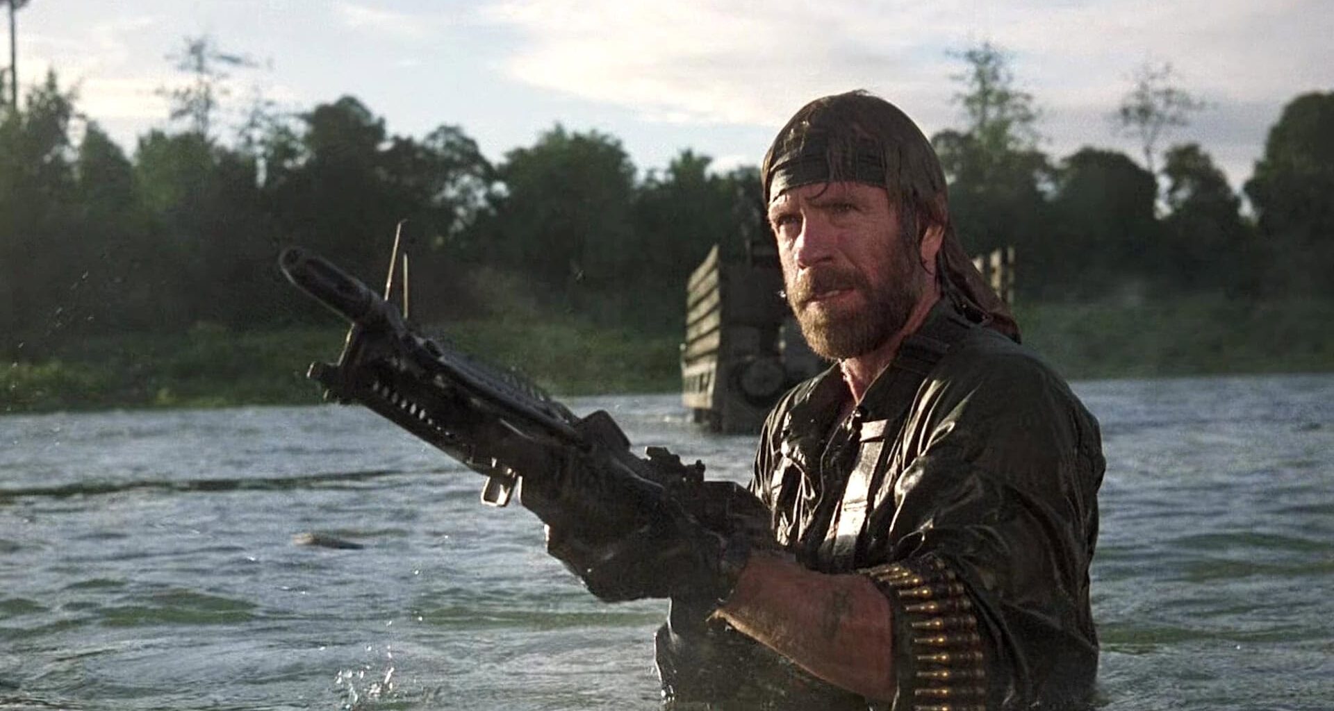 Nyt ilmaiskatselussa: Kultaista kasaritoimintaa – Vietnam, sotavangit ja ylivoimainen Chuck Norris