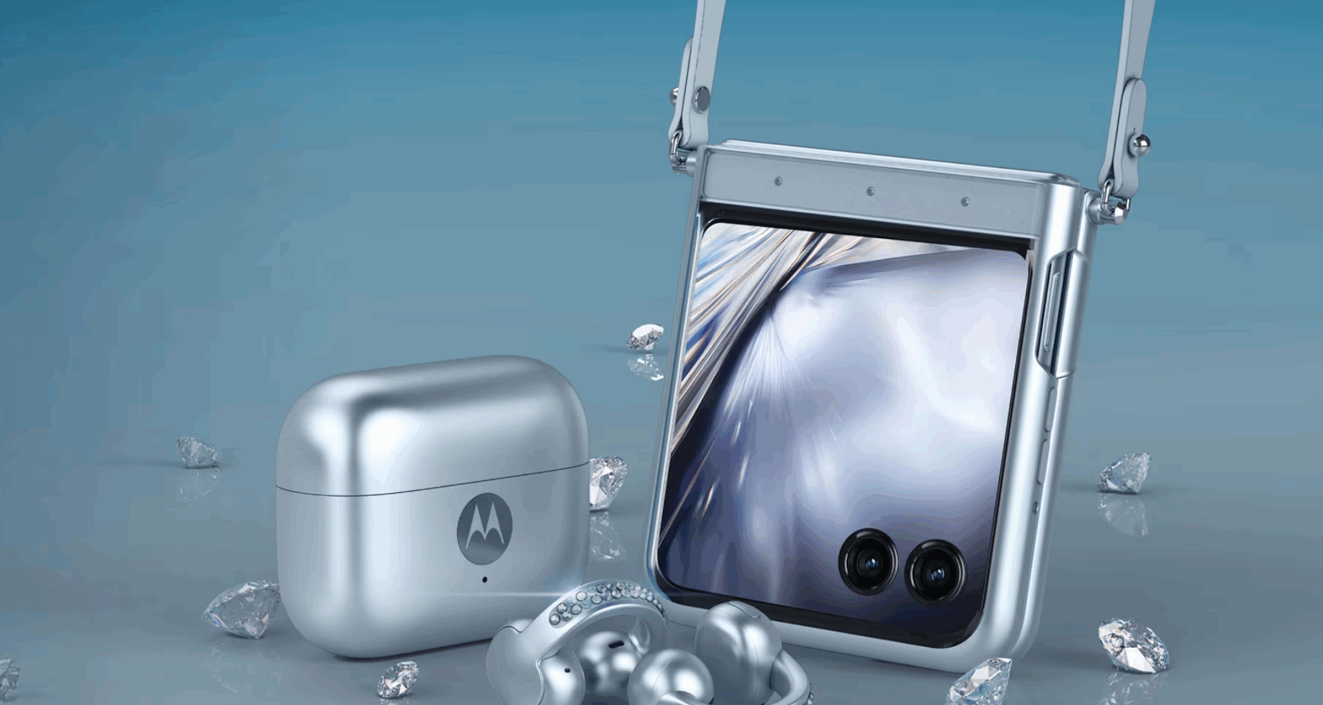 Elisa toi myyntiin uuden Motorola Razr 60 -puhelimen 849 euron hintaan