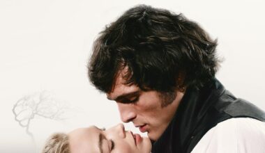 Harju humisee tuoreilla tavoilla Margot Robbien & Jacob Elordin seurassa: Wuthering Heights -traileri