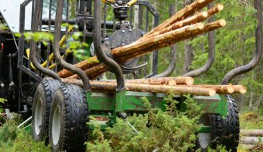 Puunkorjuussa raju käänne – Koneyrittäjien kysyntä jyrkästi alas