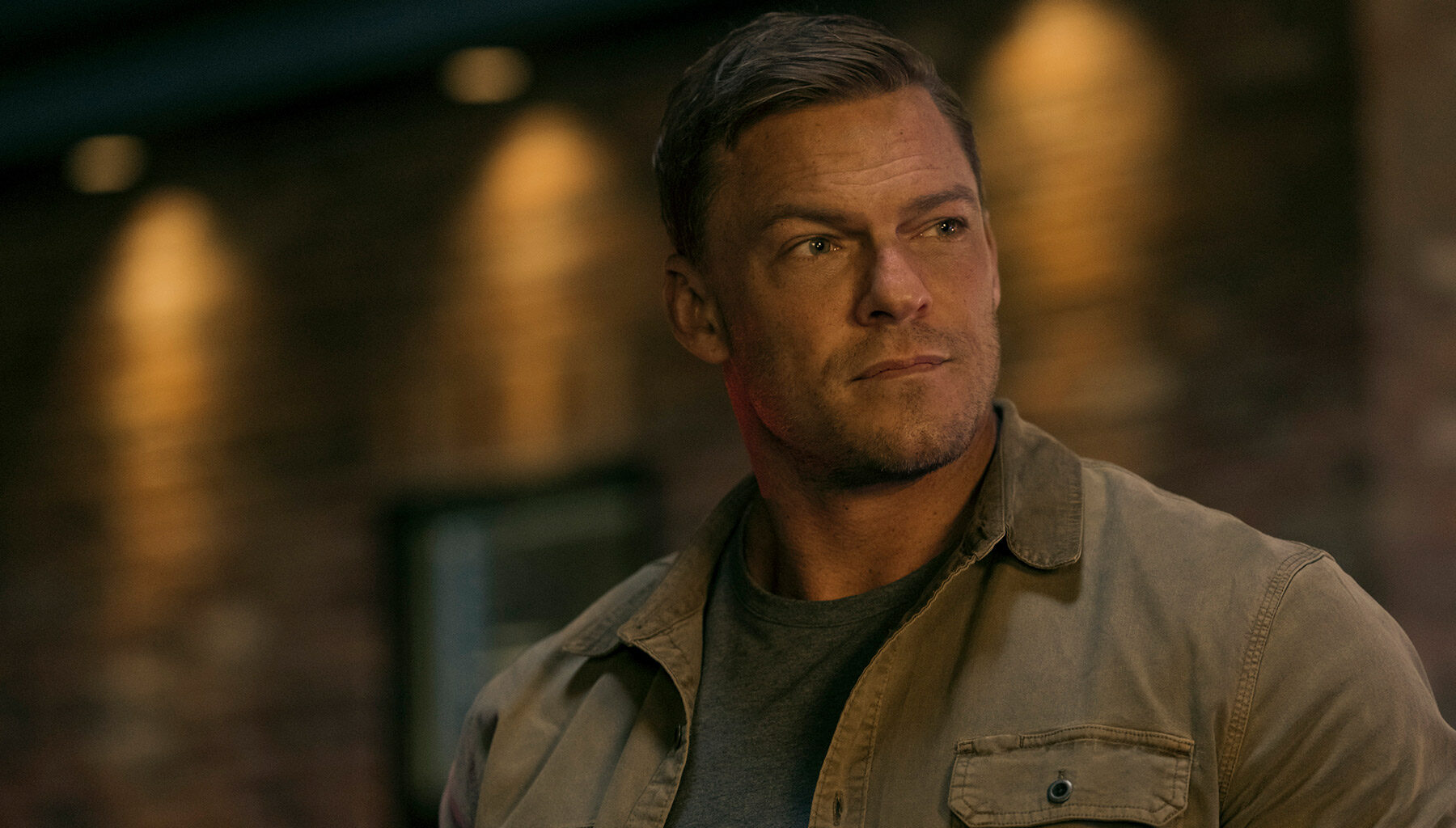 Reacher-tähti Alan Ritchson tähdittää Amazonin tosipohjaista elokuvaa Vietnamin sodasta