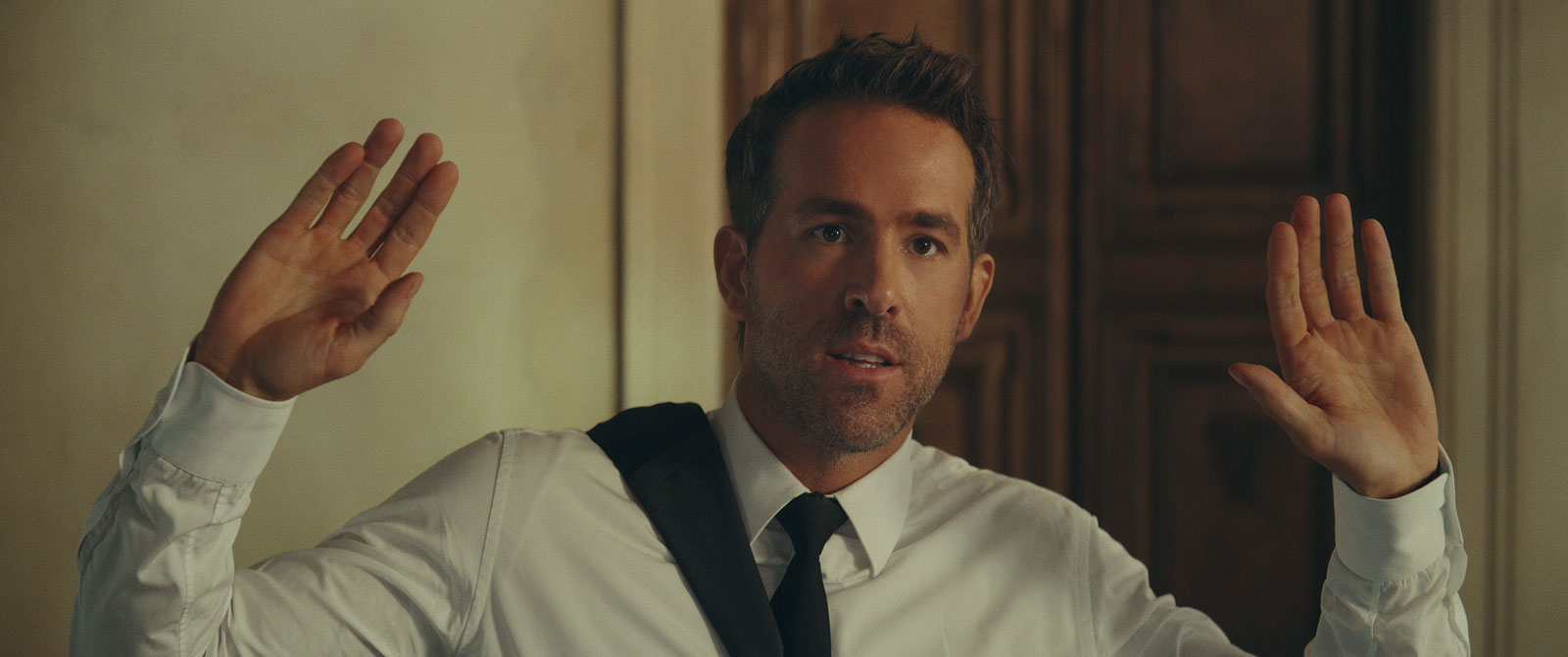 Denzel Washington raivostui, kun Ryan Reynolds mokasi elokuvan kuvauksissa: “Kenen v-tun puhelin täällä soi?”