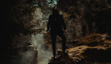 Saor, Vermilia ja Cân Bardd tarjoavat loppuvuoteen erilaista raskautta yhteiskeikoilla