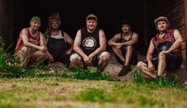 Steve 'n' Seagulls otti Iron Maiden -klassikon käsittelyynsä - Esittelee samalla uuden jäsenen