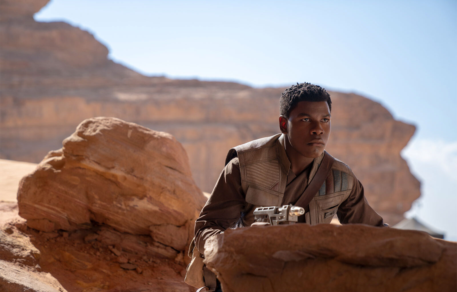 Edes John “Finn” Boyega ei voinut sietää, mitä Han Sololle ja Luke Skywalkerille tapahtui uusissa Star Wars -elokuvissa