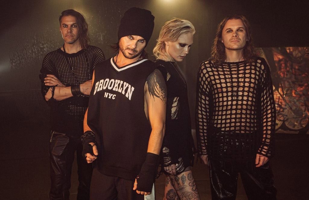 ”Vaikka on tullut turpaan, olen pyrkinyt menemään täysillä intuition ja sydämen perässä” – haastattelussa The Rasmuksen Lauri Ylönen 