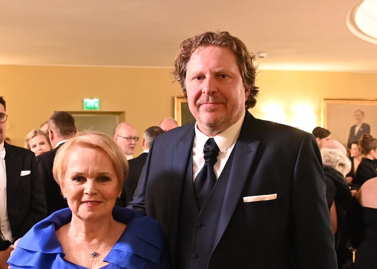 HS: Katri Helenan Tommi-miehellä oli vuoden suhde Riikka Purran kanssa