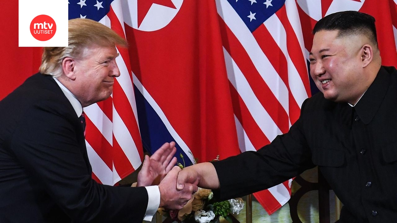 Näin onnellisissa merkeissä Kim Jong-un tapasi Trumpin 2019, kun Trump oli ensimmäisellä presidenttikaudellaan.