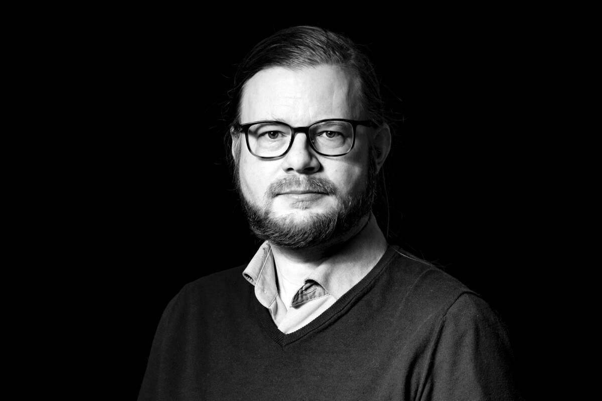 Kolumni: Tapelkaa pojat, saatte tupakkia