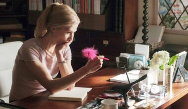 Naisen katoamista käsittelevä Gone Girl -trilleri yltyy pirulliseksi