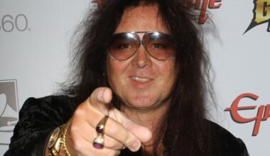 Seuraavaksi Yngwie J. Malmsteen kertoo, mikä nykymuotoisessa äänilevybisneksessä oikein mättää