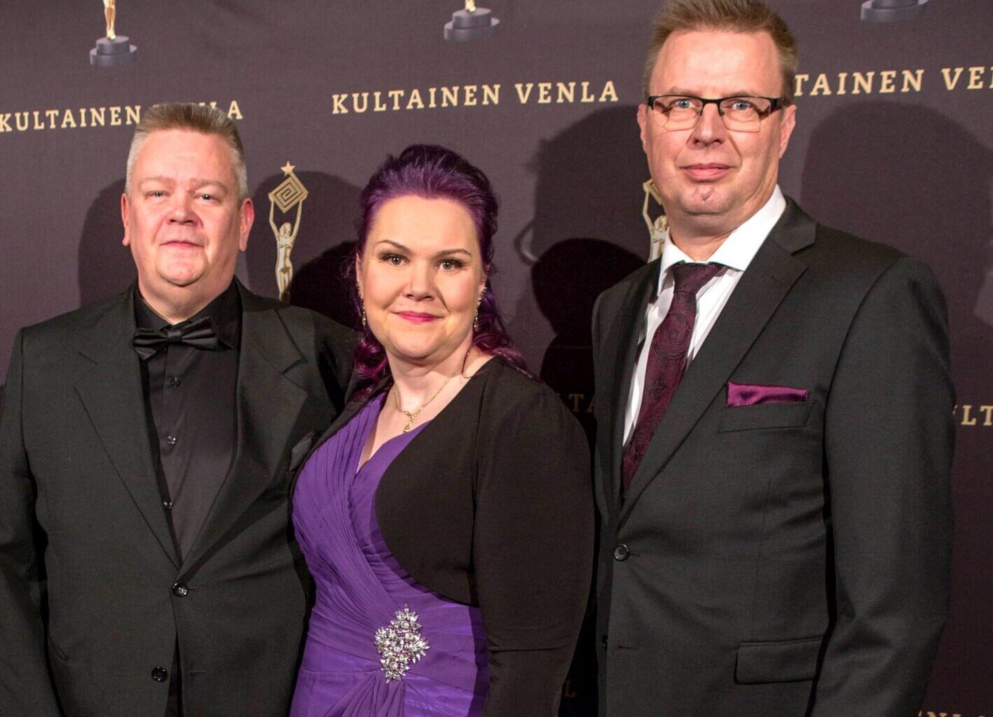 Huutokauppakeisarin Markku julkaisi harvinaisen yhteiskuvan – poseeraa vaimonsa kanssa