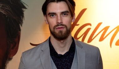 Jaakko Ohtonen sai osan Mel Gibsonin elokuvasta - somessa hehkutetaan: ”Jee! Sukset! ”