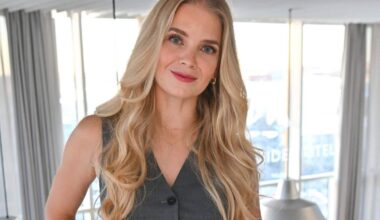 Lotta Hintsa esittelee raskausvatsaansa – ”Voisi olla pastaa, jäätelöä tai vauva”