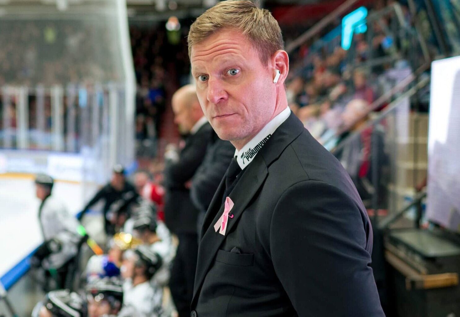 Seiska: Mikko Koivu syyttää Helenaa 500 euron arvoisen esineen varastamisesta