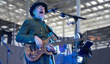 "James pudisteli päätään" - Primus-nokkamies muisteli penkin alle mennyttä Metallica-koesoittoa sekä kouluaikojaan Kirk Hammettin kanssa