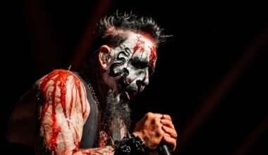 Mudvaynen Chad Gray tarjoaa faneilleen "show'ta edeltävän maskeerauskokemuksen" – hintalappu 3000 dollaria