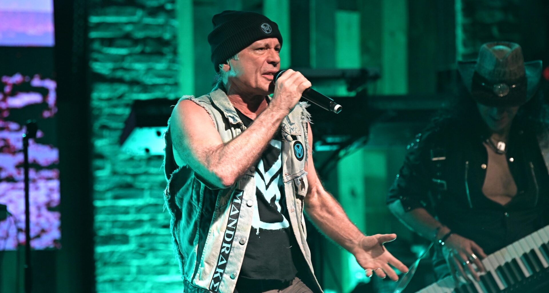 Näin lähtee Bruce Dickinsonin soolobändiltä 1980-luvun alkupuolen Iron Maiden -bravuuri