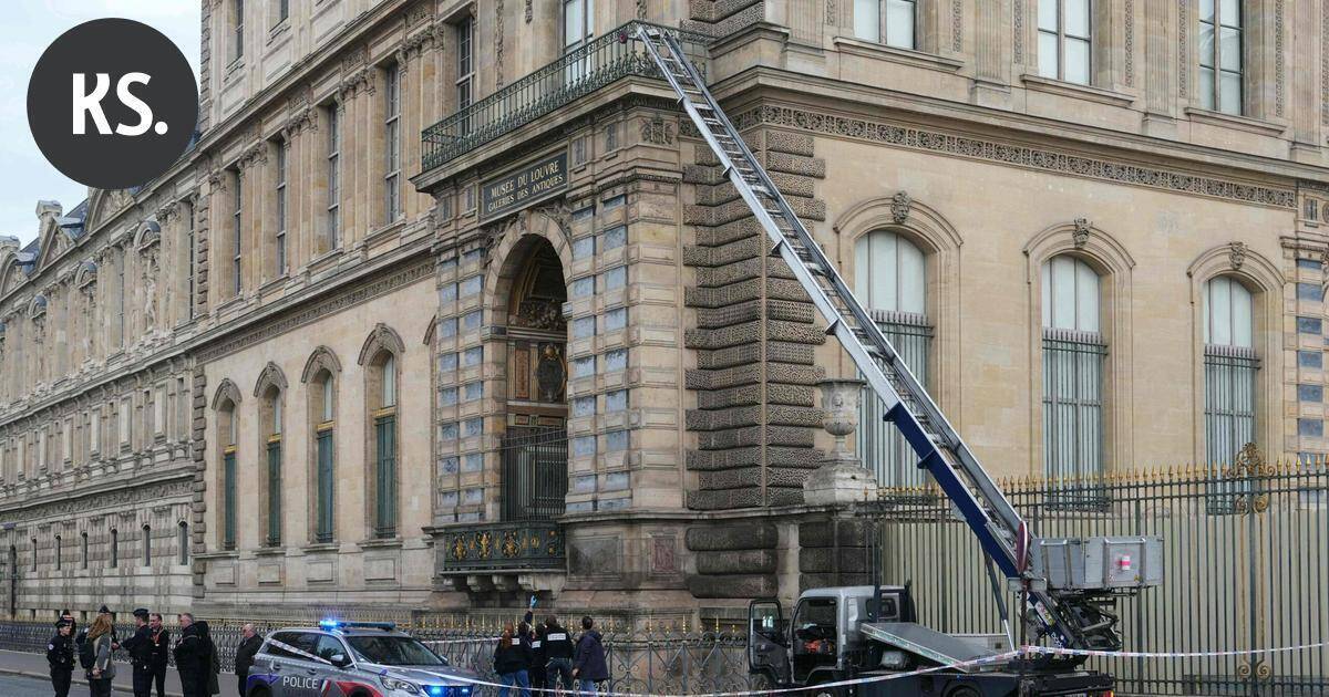 Rikolliskopla tunkeutui Louvren taidemuseoon ja anasti Napoleonin arvoesineitä – viety kruunu löytyi museon ulkopuolelta | Uutissuomalainen