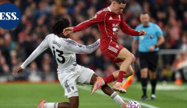 Manchester United juhli, Liverpool tappiokierteessä | Urheilu