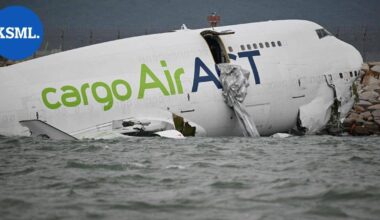 Rahtikone törmäsi lentokentällä olleeseen ajoneuvoon Hongkongissa ja suistui mereen, kaksi ihmistä kuoli | Uutissuomalainen