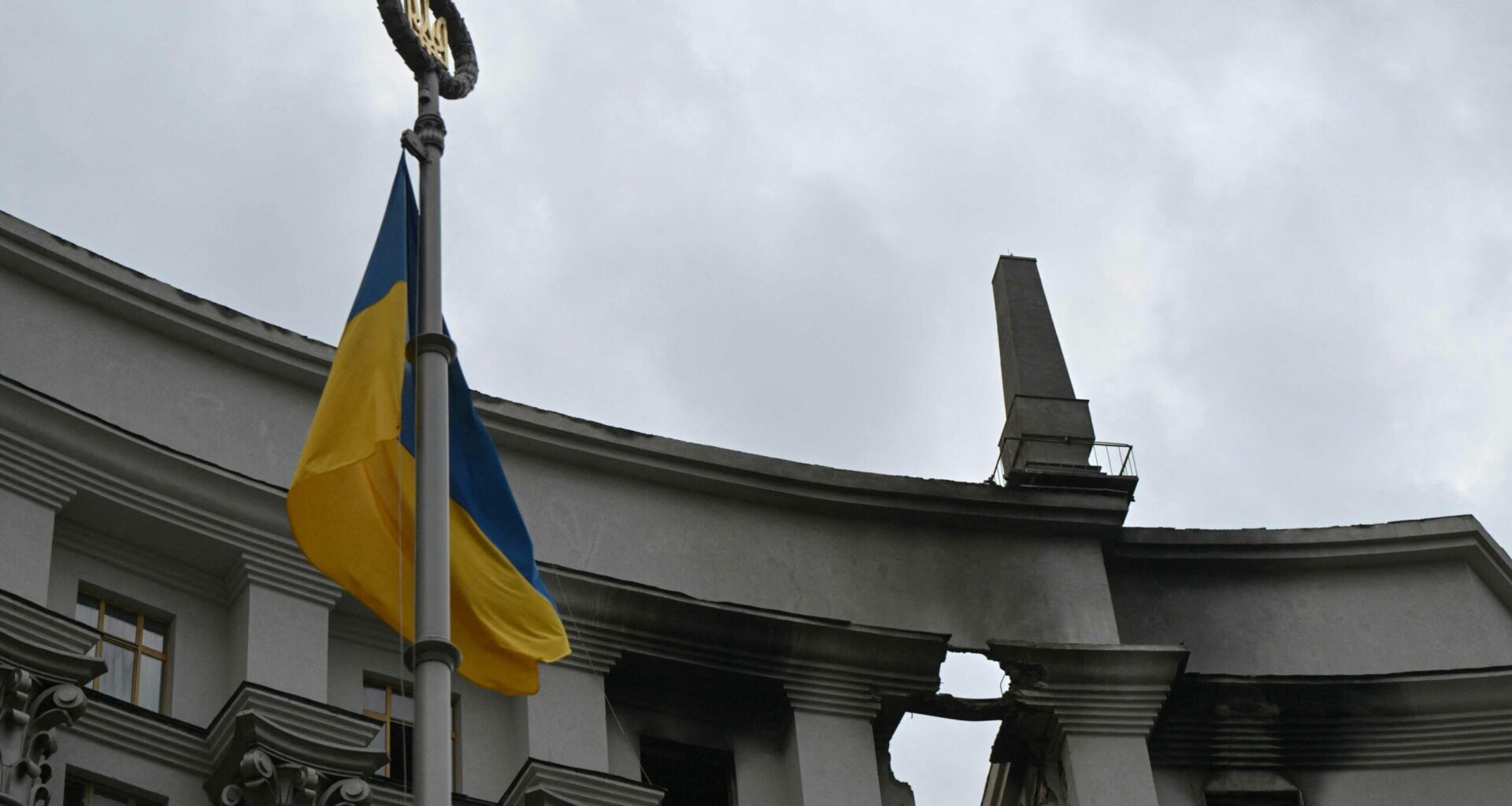 Ukraina ajautui vaaralliseen sisäiseen kiistaan