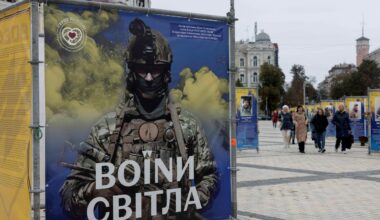 Romahdus uhkaa Ukrainaa, EU laskee tarvitsevansa 133 miljardia euroa