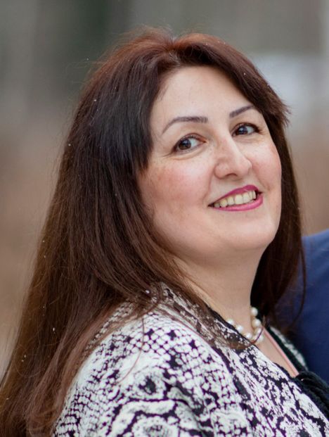 Bahar Mozaffari on asunut Suomessa lähes 20 vuotta.