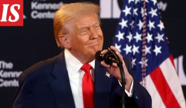 Donald Trump jakoi sosiaalisessa mediassa tekoälykuvan YouTuben korvausshekistä