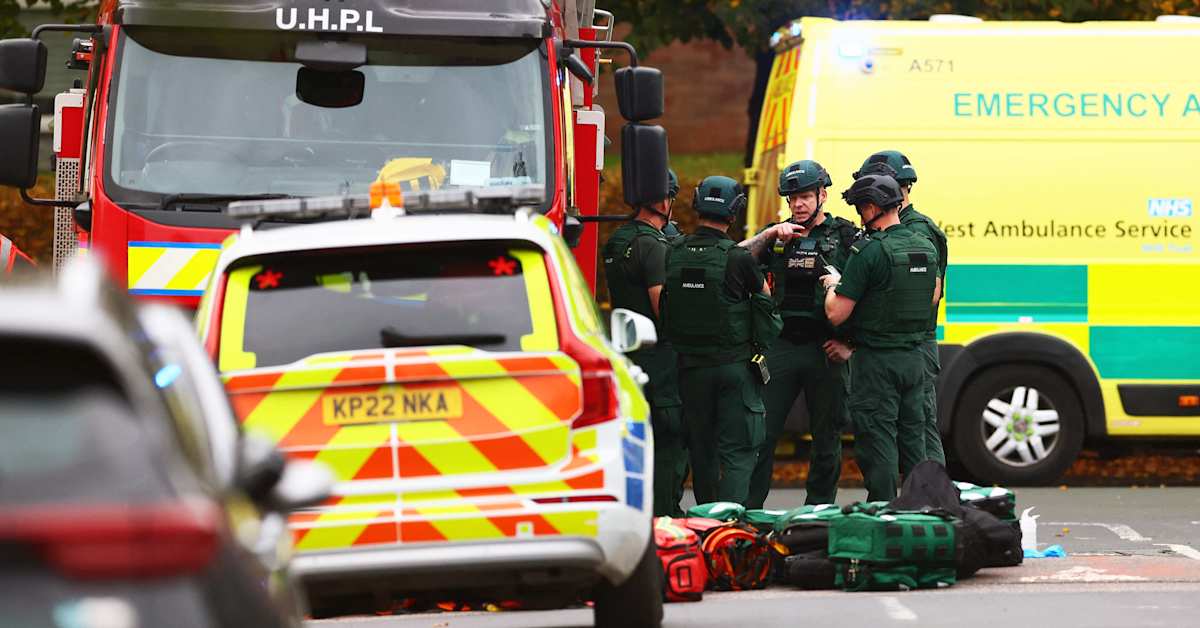 Neljää puukotettu synagogassa Britannian Manchesterissa – Starmer lähti huippu­kokouksesta | Uutisia lyhyesti