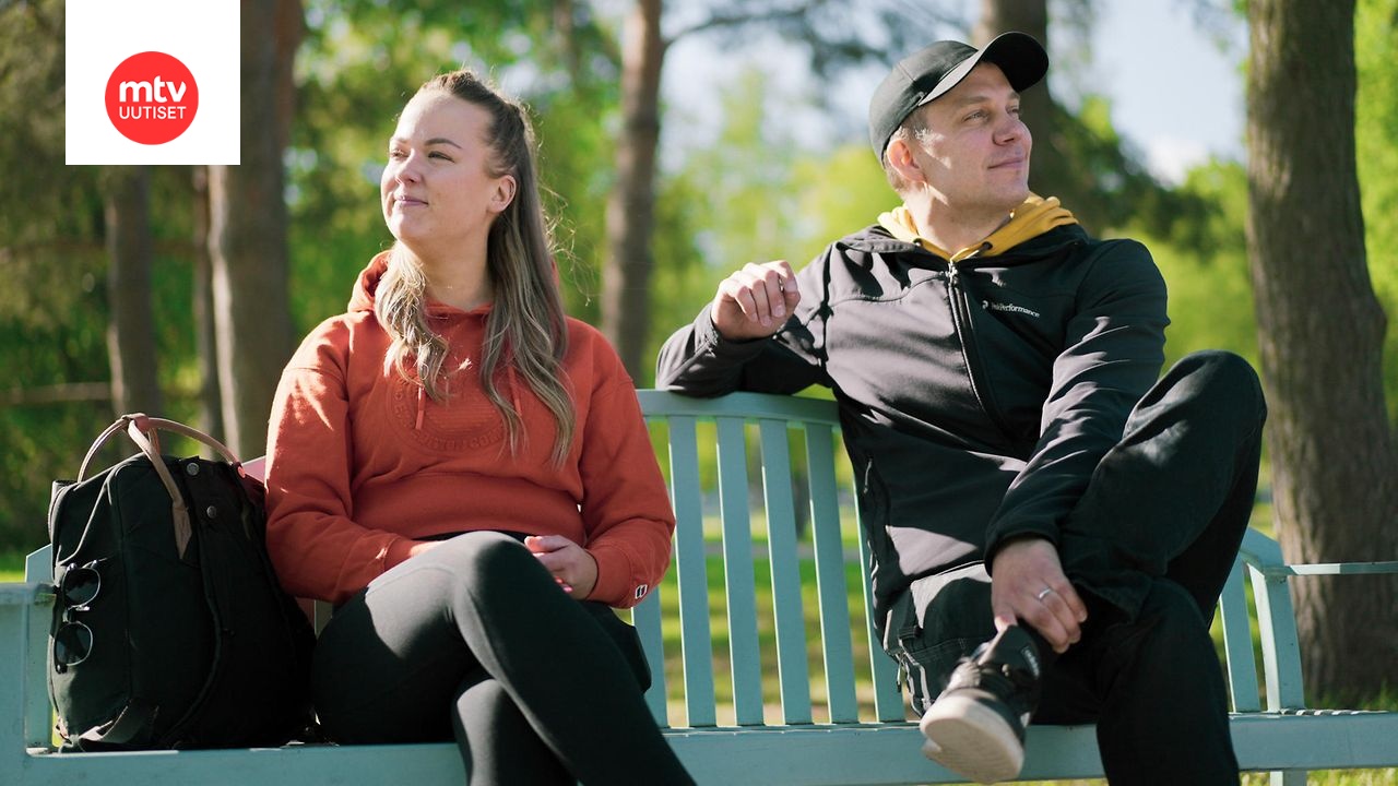 Ensitreffit-morsian ilmoitti suhteen olevan ohi