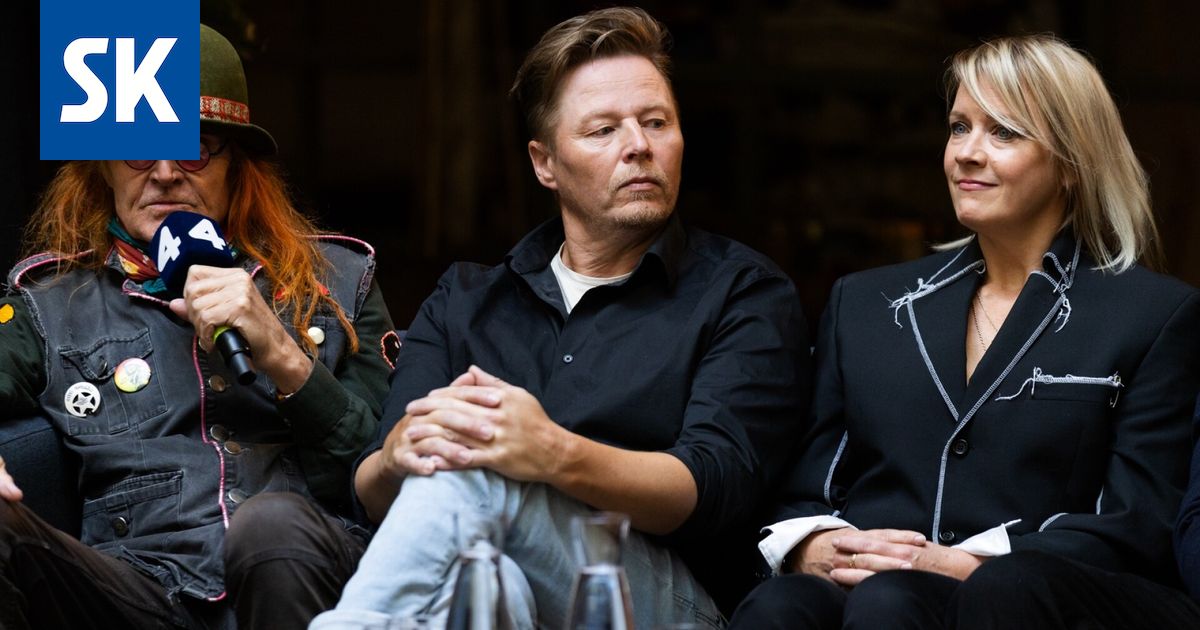 Jonna Tervomaa ja Mikki Kauste seurustelivat, paljastaa bändikaveri