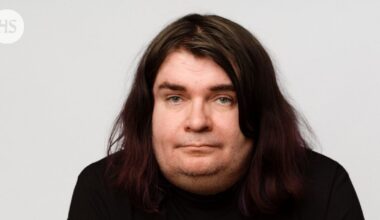 Samuli Knuutin romaani kyseenalaistaa helppoa tarinallisuutta