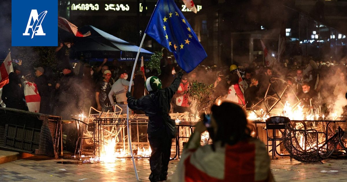 Georgiassa hallitseva puolue otti murskavoiton mielenosoitusten sävyttämissä paikallisvaaleissa