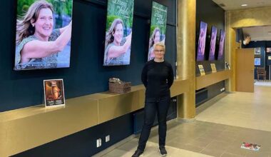 Ainoan kotimaisen elokuvateatteriketjun yrittäjät seuraavat Joensuussa huolissaan hallituksen leikkaussuunnitelmia | Pohjois-Karjala