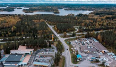 Ammattikuljettajat pääsevät edelleen vessaan ja suihkuun, vaikka Kuortin ja Juvan ABC:t sulkevat ovensa yöksi | Kotimaa
