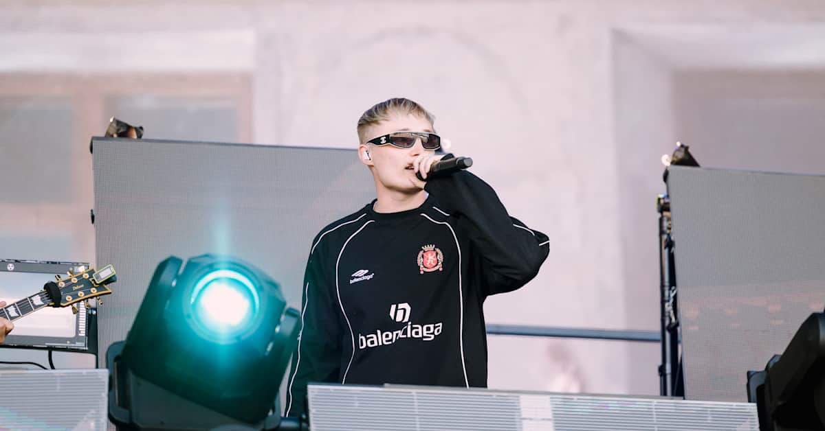 Isac Elliot myi Kotkan Satama-areenan loppuun ennätysajassa – yli 2 000 lippua meni vartissa | Kymenlaakso