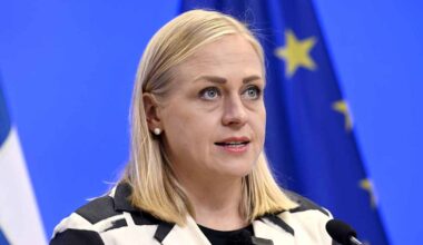 Näin ulkoministeri Elina Valtonen kommentoi Gazan rauhansuunnitelmaa | Kotimaa