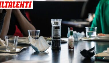 Täysin alaston parikymppinen nainen ravintolassa Espoossa – Työntekijät šokissa