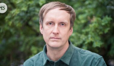 Olli-Pekka Jauhiaisen esikoisromaani käsittelee sukupolvien välistä henkistä pesänselvitystä