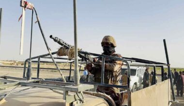 Kymmeniä sotilaita kuollut taisteluissa Afganistanin ja Pakistanin rajalla | Uutisia lyhyesti