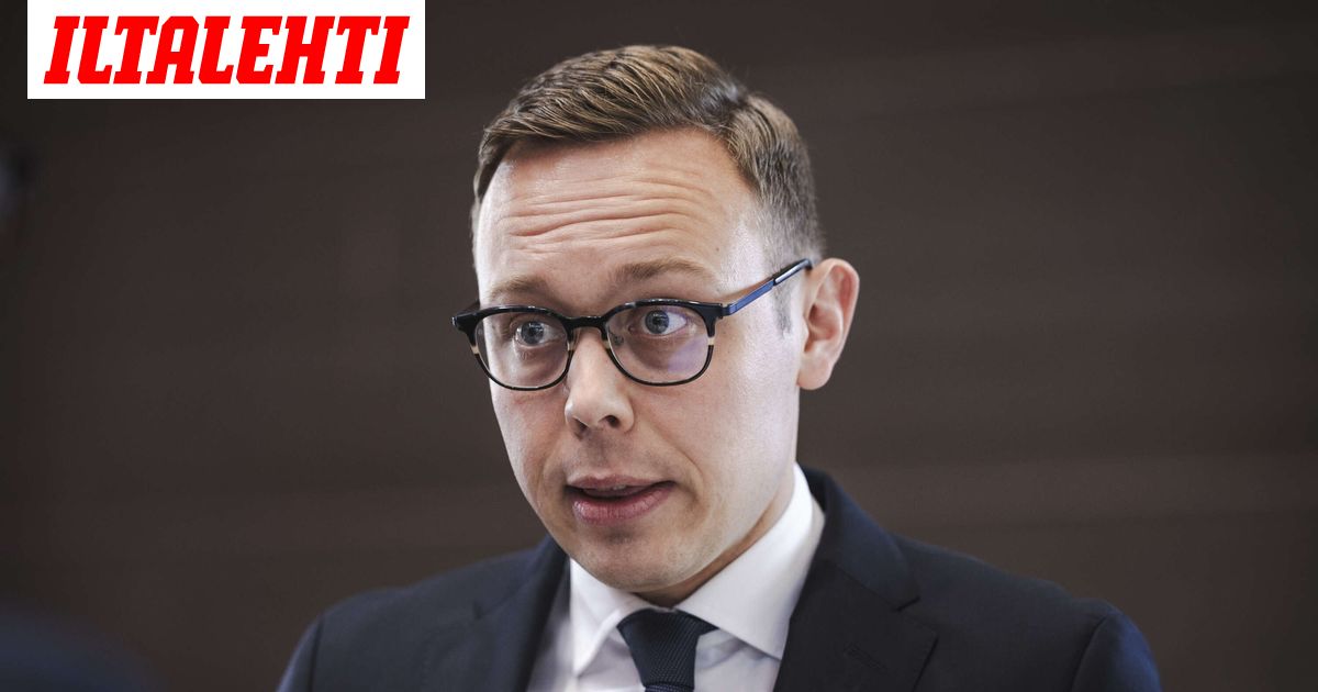 Työministeri Matias Marttinen ei vastaa esitettyihin kysymyksiin Ylellä – Juontaja puuttuu peliin