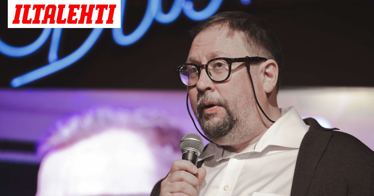 Paavo Arhinmäki kävi Amsterdamissa – Kuva kertoo reissusta kaiken