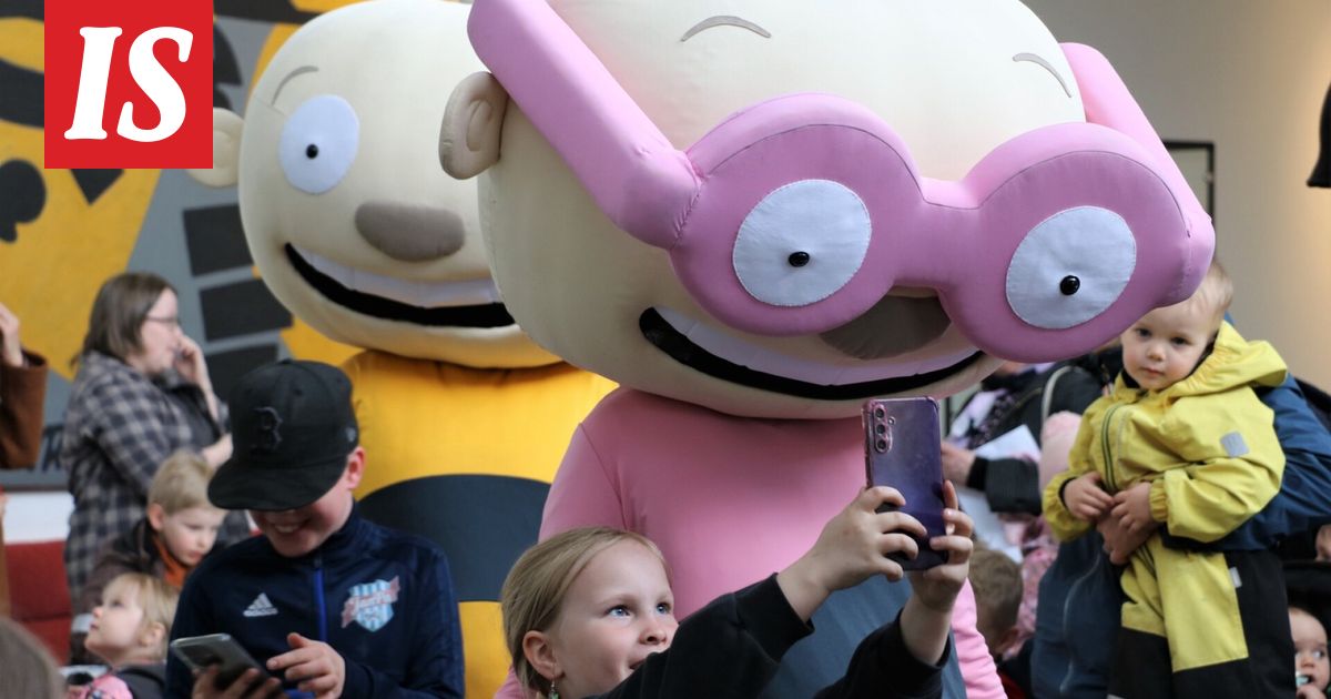 Suuret korvaukset kirjailijoille ja kääntäjille – yksi kirjailija hallitsee luetuimpien listaa