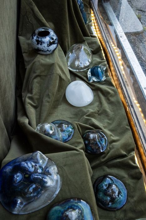 Yksi taideikkunan tavoitteista on Nikuksen mukaan luoda yhteisöllisyyttä.