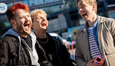 Hittielokuva Cancelin levotonta yleisöä on pitänyt komentaa näytöksissä