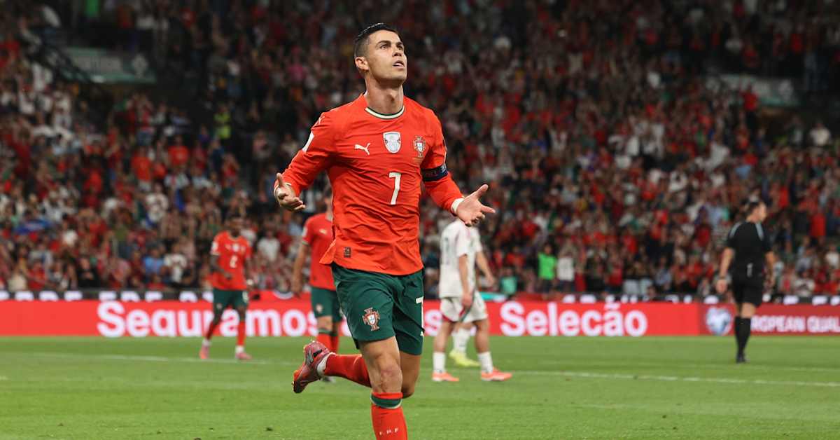 Cristiano Ronaldo paukutti taas jalka­pallo­historiaa – Englanti dominoivalla esityksellä MM-kisoihin | Urheilua lyhyesti