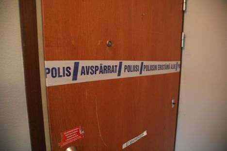 Poliisi oli eristänyt surma-asunnon lokakuussa.