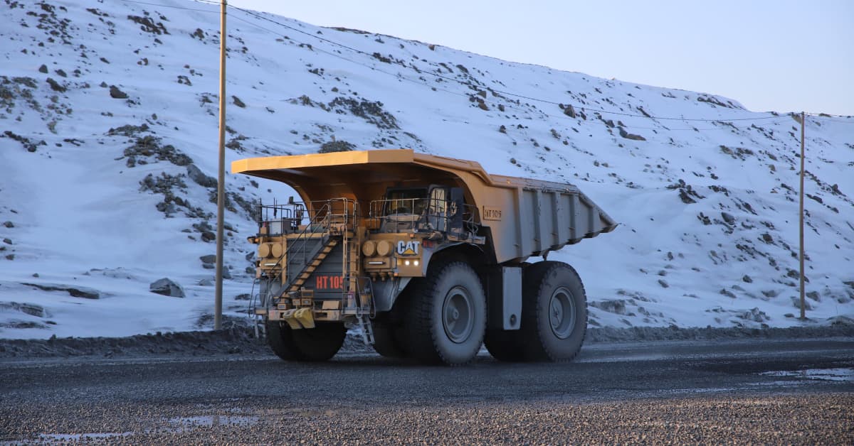 Suhangon kaivoksen malmikuormia saatetaan siirrellä sähköllä – maajohtaja: ”Hiilipäästöt putoaisivat seitsemäsosaan” | Kotimaa